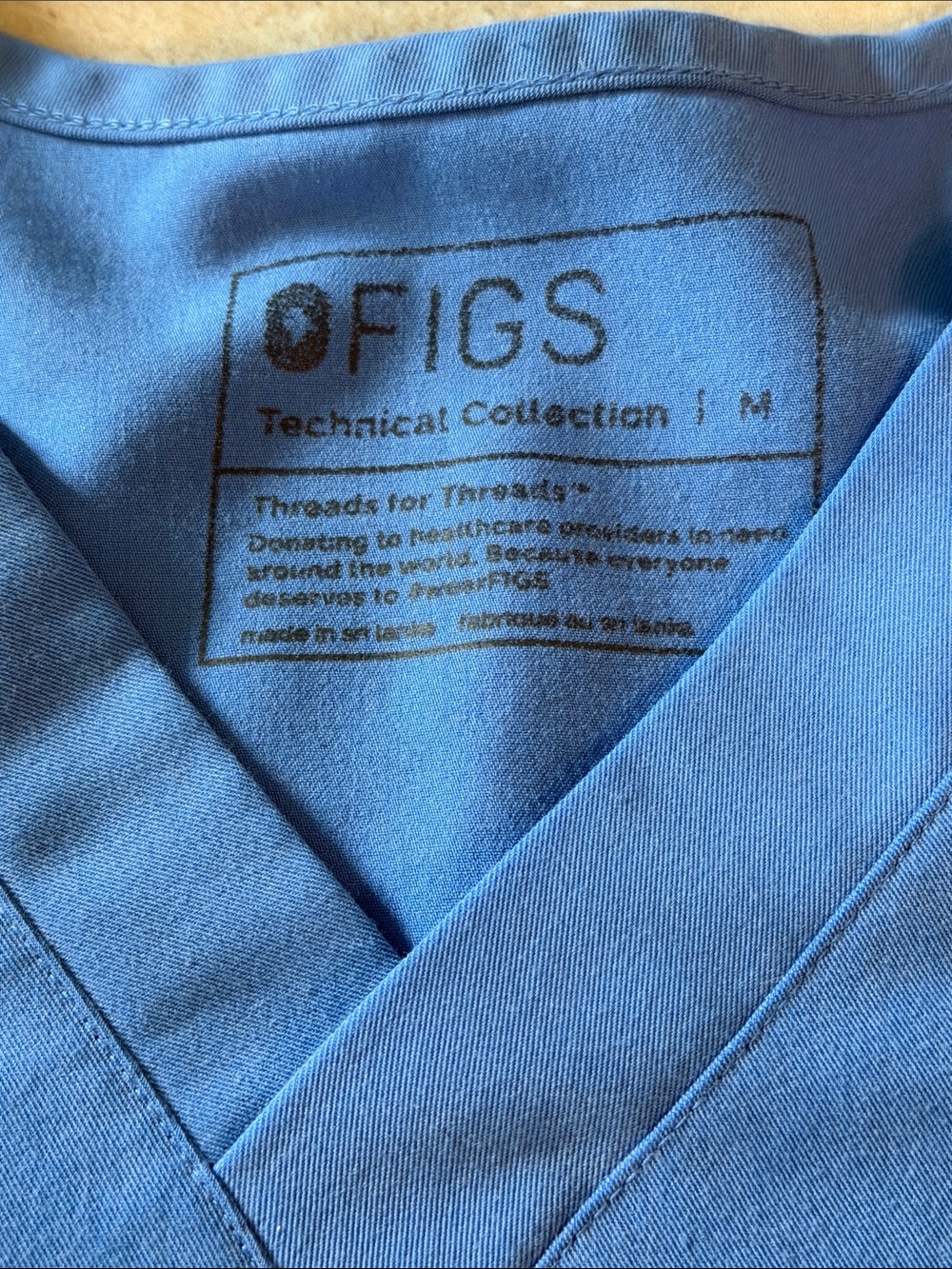 Figs Scrub Top - Picture 4 of 5